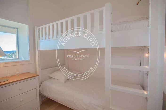 Image No.17-4 Bed Apartment for sale