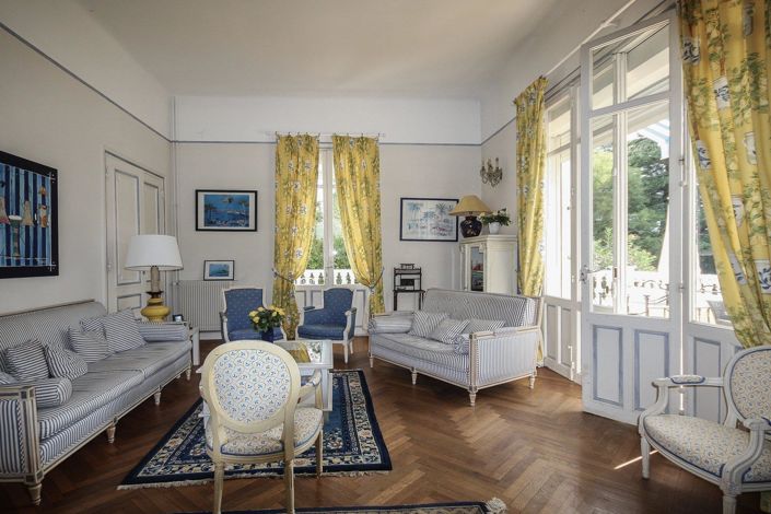 Image No.5-Maison de 8 chambres à vendre à Saint-Raphael