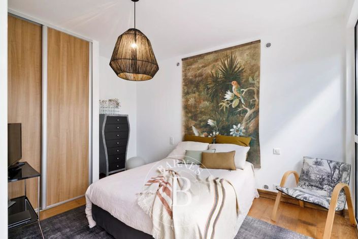 Image No.12-3 Bed Apartment for sale