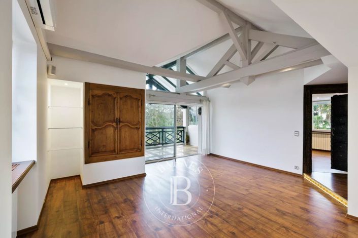 Image No.7-3 Bed Apartment for sale