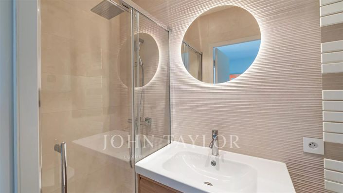 Image No.16-Appartement de 4 chambres à vendre à Vallauris