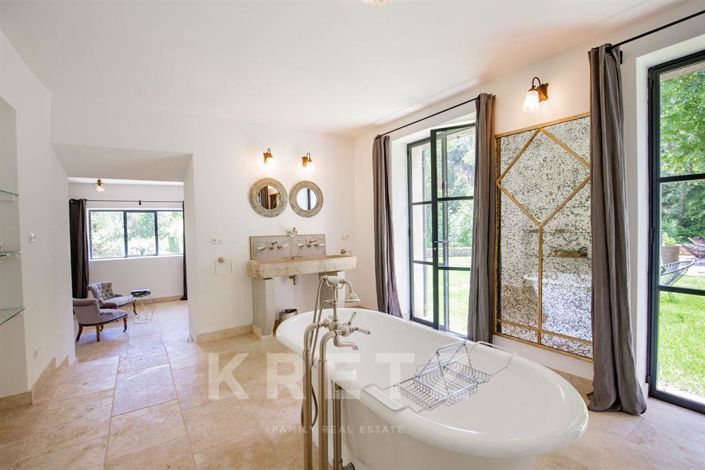 Image No.15-10 Bed House for sale