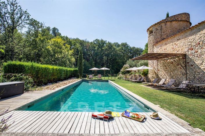 Image No.3-10 Bed House for sale