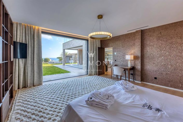 Image No.11-5 Bed House for sale