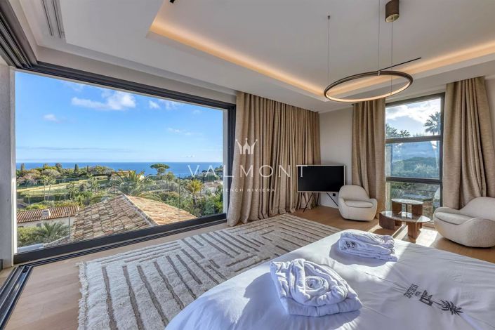 Image No.18-5 Bed House for sale