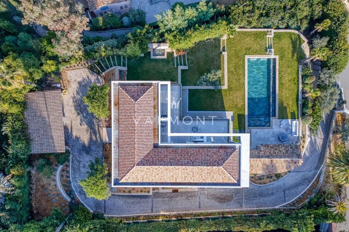 Image No.24-5 Bed House for sale