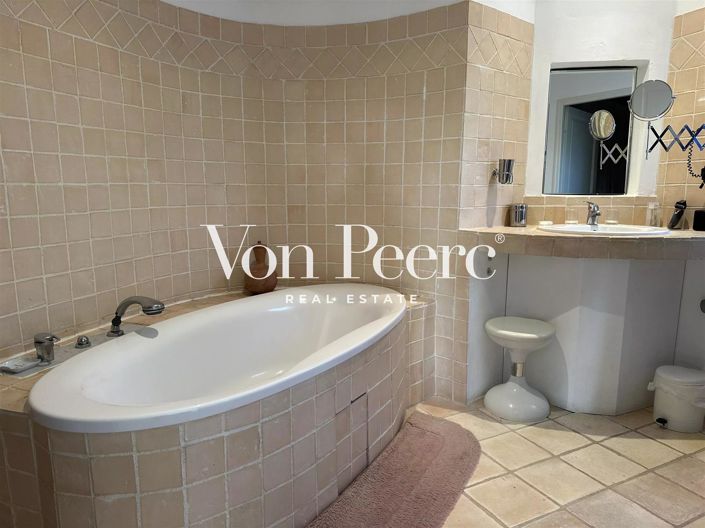 Image No.14-5 Bed House for sale