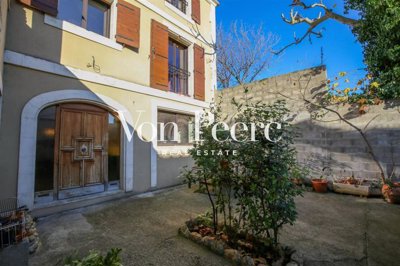 1 - Eyragues, Apartment