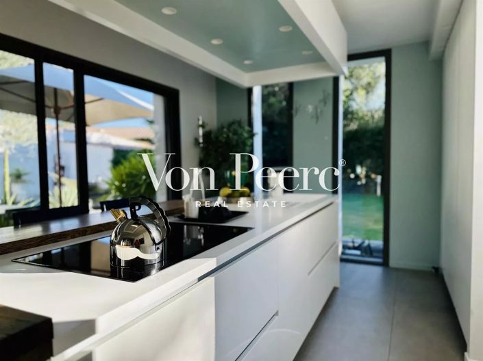 Image No.2-3 Bed House for sale