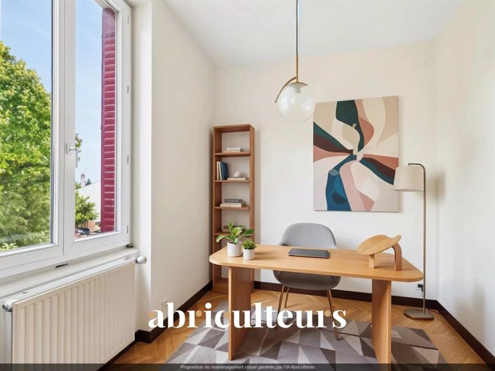 Image No.12-4 Bed House for sale