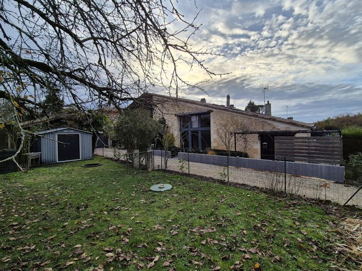 Image No.2-4 Bed House for sale