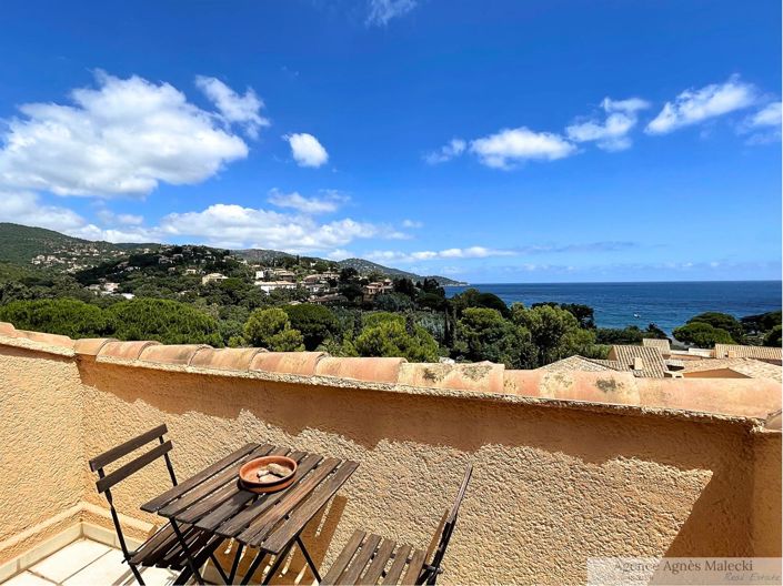 Image No.4-Appartement de 2 chambres à vendre à Le Lavandou