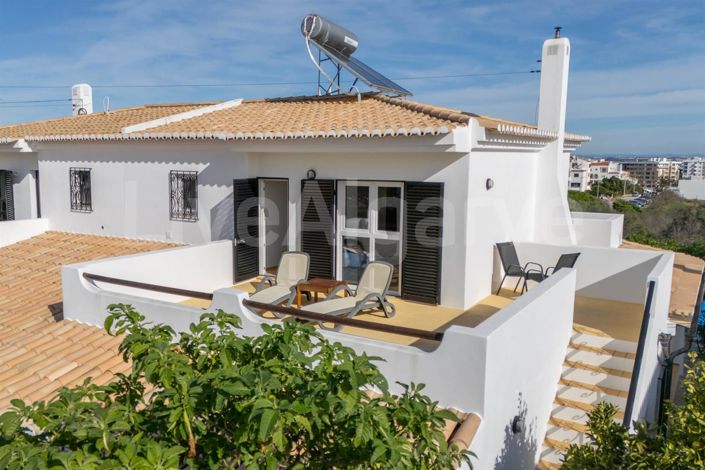 Image No.27-4 Bed House for sale