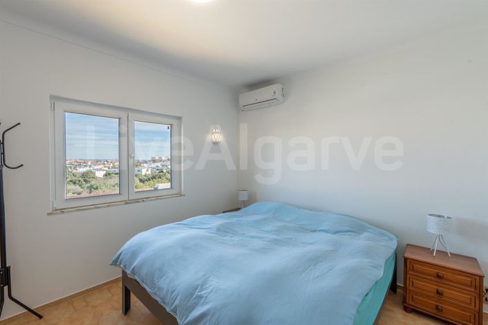 Image No.32-4 Bed House for sale