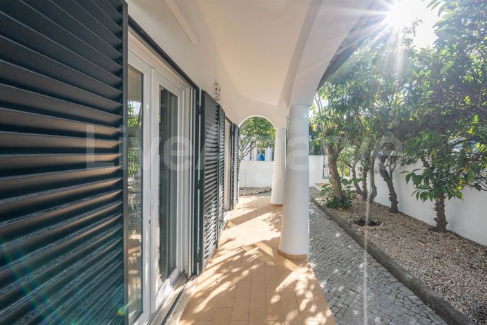 Image No.39-4 Bed House for sale