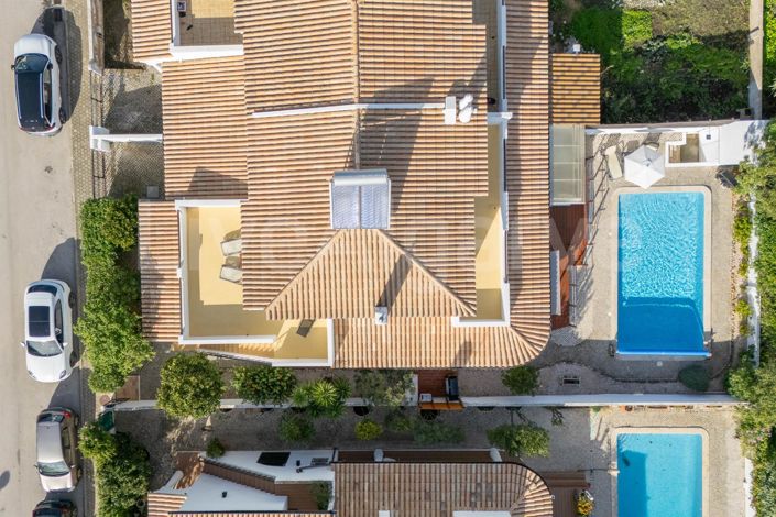 Image No.41-4 Bed House for sale