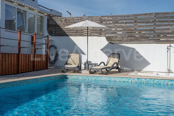 Image No.9-4 Bed House for sale