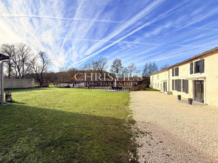 Image No.6-Maison de 4 chambres à vendre à Barbezieux-Saint-Hilaire