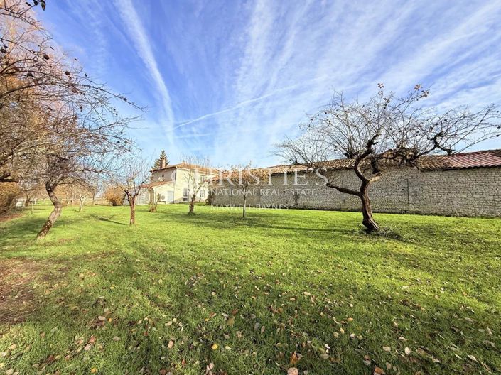 Image No.7-4 Bed House for sale