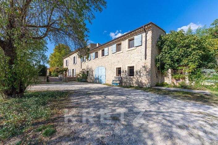 Image No.16-6 Bed House for sale