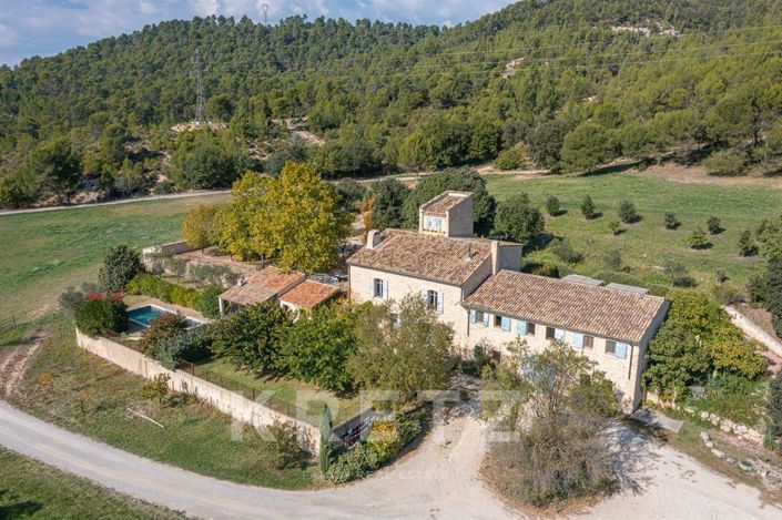 Image No.5-6 Bed House for sale