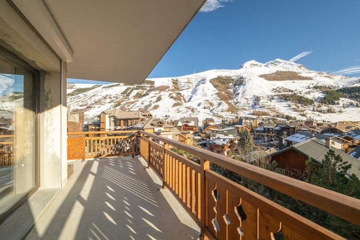 Image No.9-2 Bed Apartment for sale