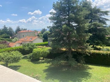 1 - Saint-Cyr-au-Mont-d'Or, House