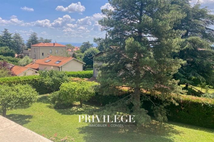 Image No.4-5 Bed House for sale