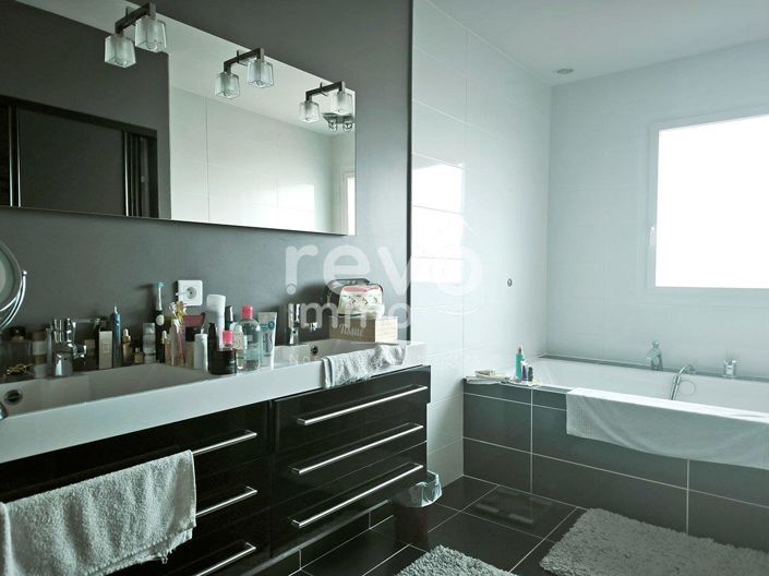 Image No.10-Maison de 5 chambres à vendre à Le Cellier