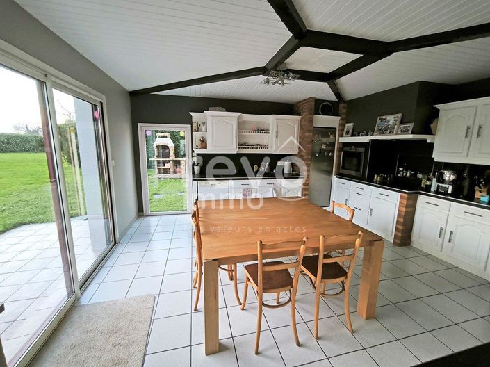 Image No.5-5 Bed House for sale