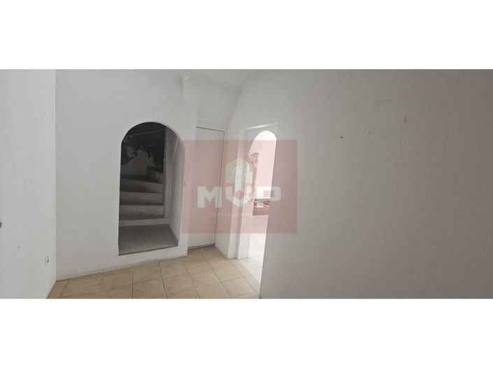 Image No.10-2 Bed House for sale