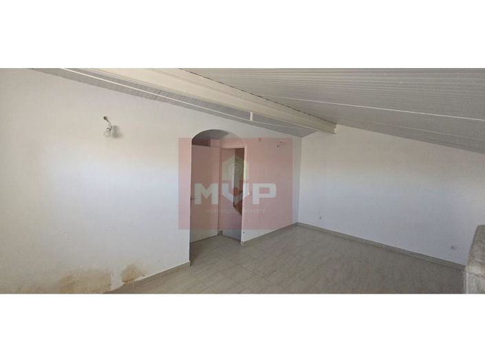 Image No.21-2 Bed House for sale