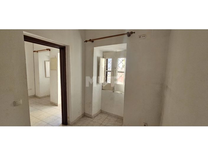 Image No.29-2 Bed House for sale