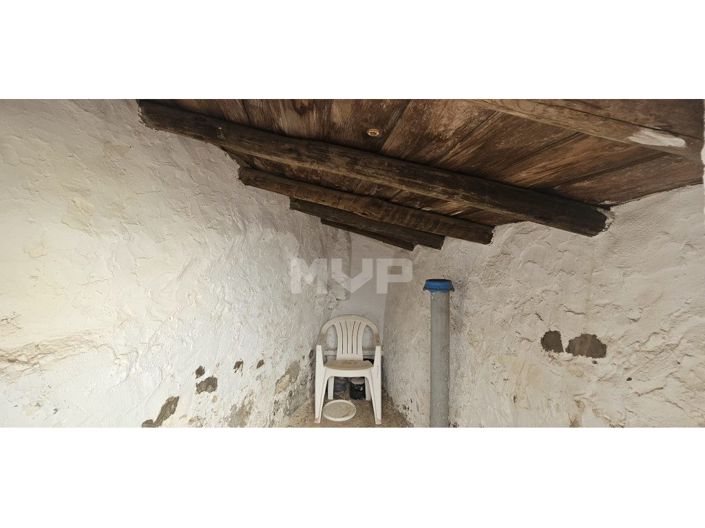 Image No.31-2 Bed House for sale