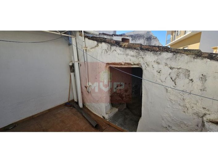 Image No.32-2 Bed House for sale