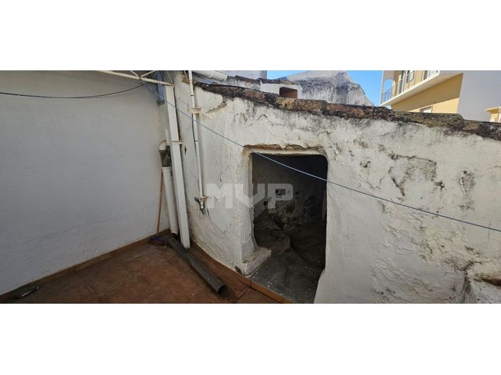 Image No.34-2 Bed House for sale