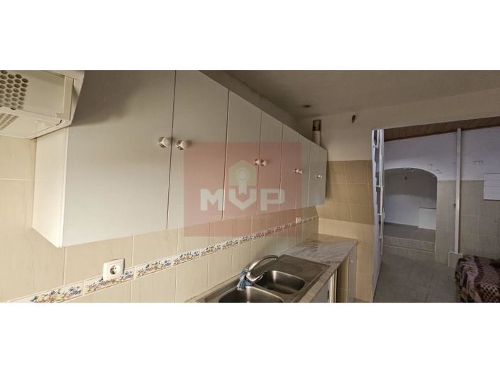 Image No.35-2 Bed House for sale