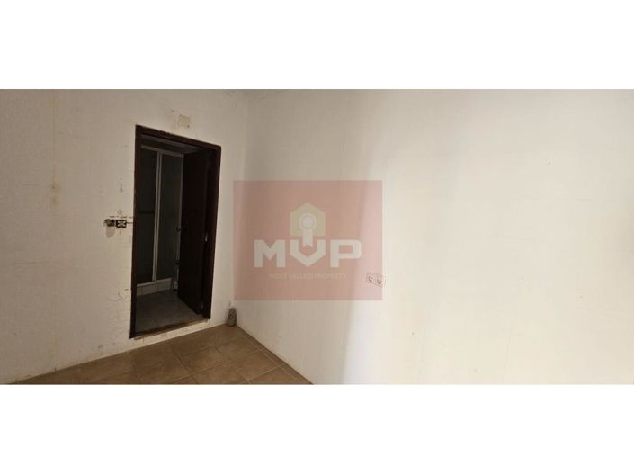 Image No.37-2 Bed House for sale