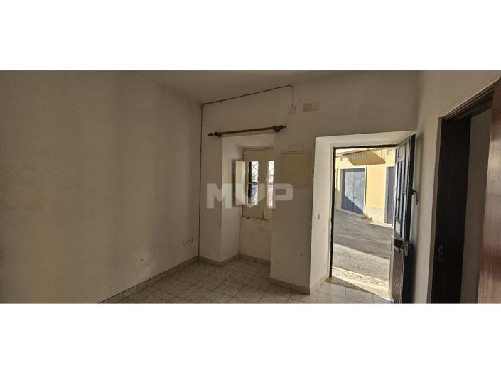 Image No.42-2 Bed House for sale
