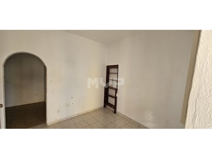 Image No.44-2 Bed House for sale