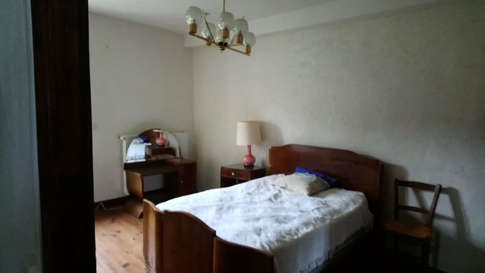 Image No.9-4 Bed House for sale