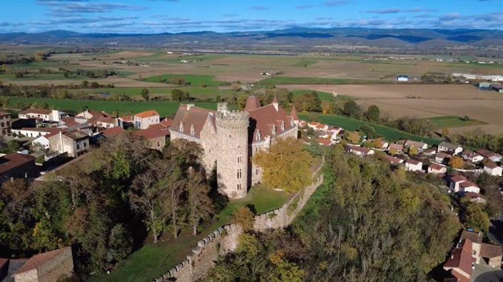 Image No.3-23 Bed Property for sale