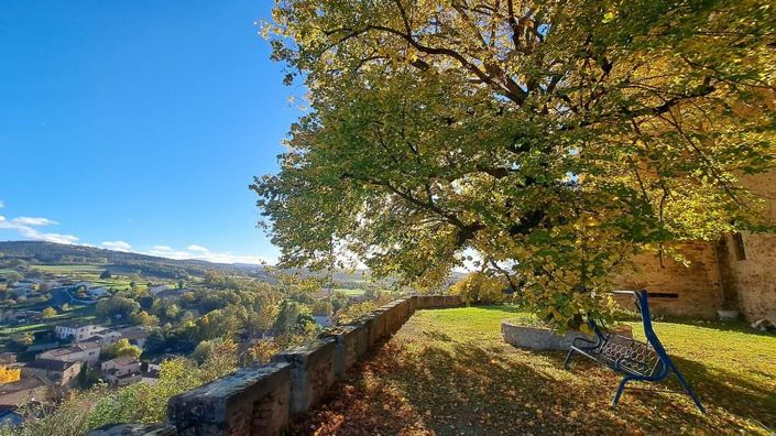 Image No.9-23 Bed Property for sale