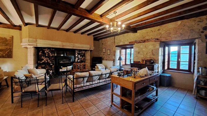 Image No.16-Propriété de 15 chambres à vendre à Saint-Germain-l'Herm