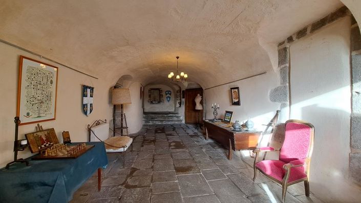 Image No.9-Propriété de 15 chambres à vendre à Saint-Germain-l'Herm