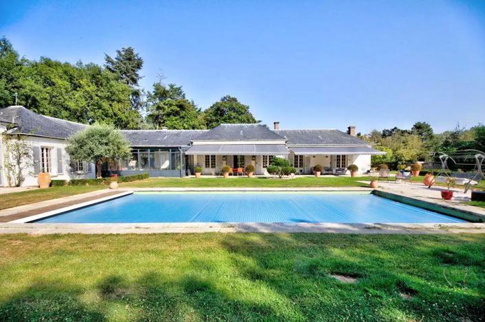 Image No.3-6 Bed Property for sale