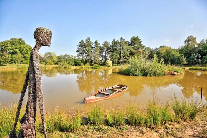 Image No.6-6 Bed Property for sale