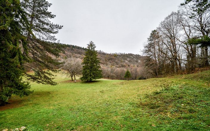 Image No.14-7 Bed Property for sale