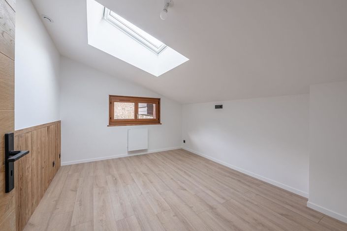 Image No.9-4 Bed Apartment for sale