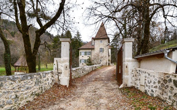 Image No.17-7 Bed House for sale